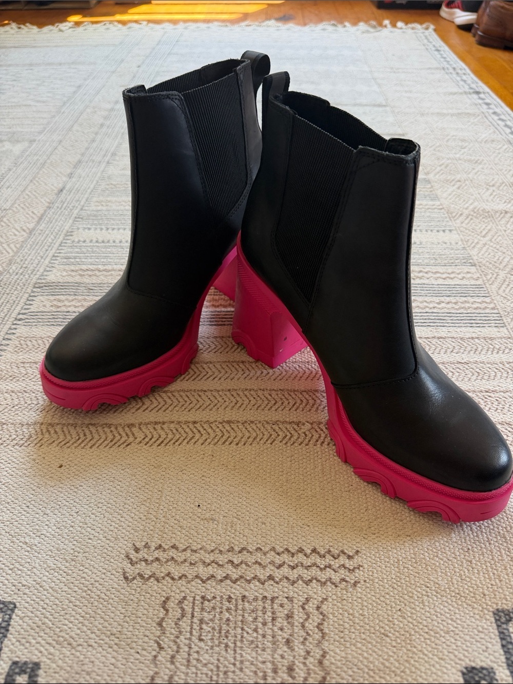Sorel Black Chelsea Heeled Boots with Hot Pink Platform